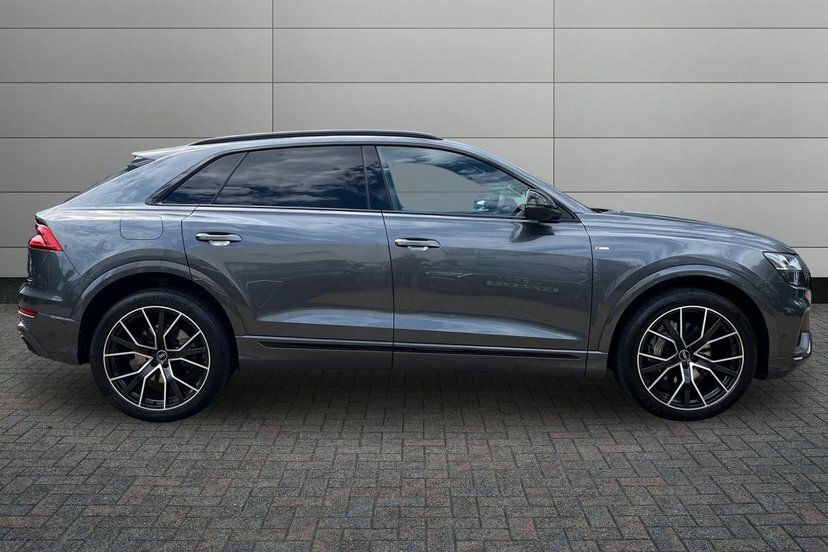 Audi Q8 3.0 Tfsi V6 55 Black Edition Suv Tiptro Grey #4