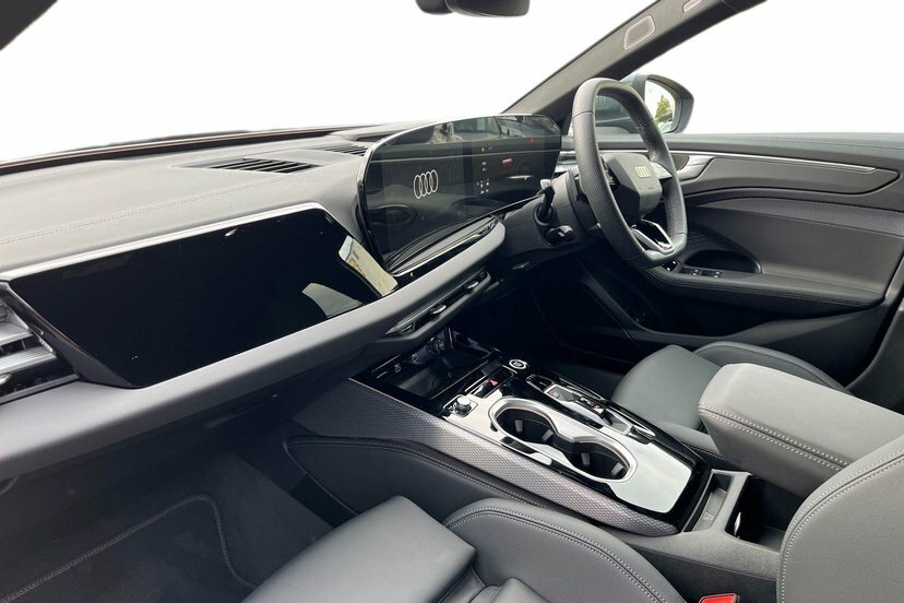 Audi A6 Saloon 2.0 E-hybrid 25.9Kwh S Line Saloon Plug Grey #2