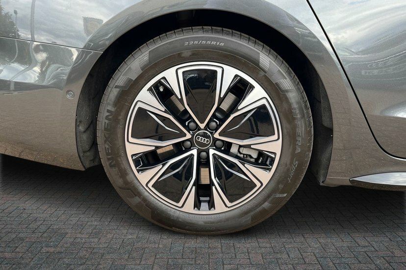 Audi A6 Saloon 2.0 E-hybrid 25.9Kwh S Line Saloon Plug Grey #5