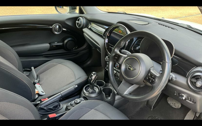Mini Hatch 3-Door Hatch Cooper Classic White #6