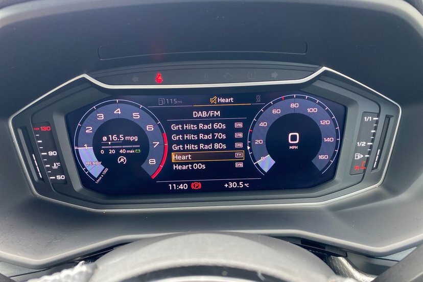 Audi A1 30 Tfsi Citycarver Red #7