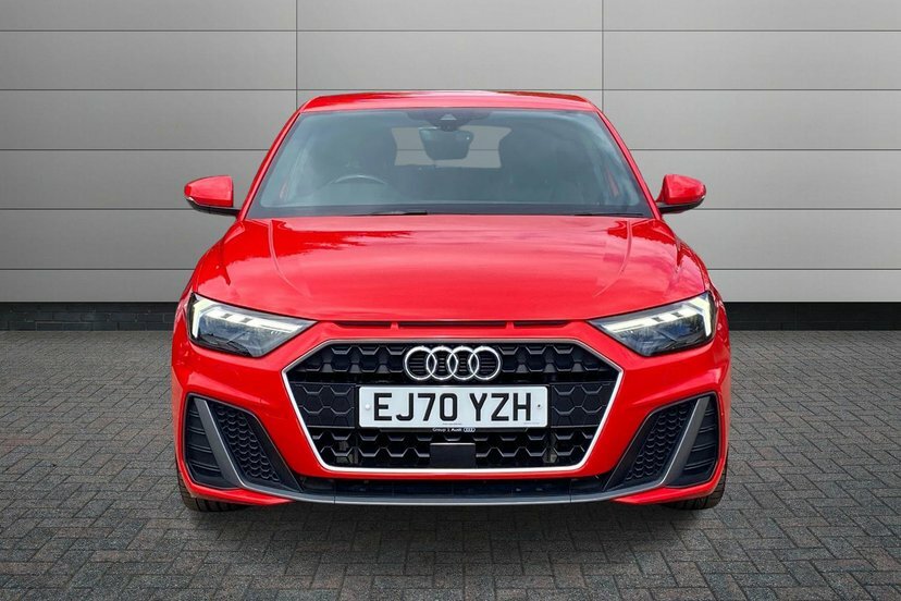 Audi A1 30 Tfsi Citycarver Red #10