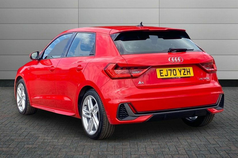 Audi A1 1.0 Tfsi 25 S Line Sportback 95 Red #3