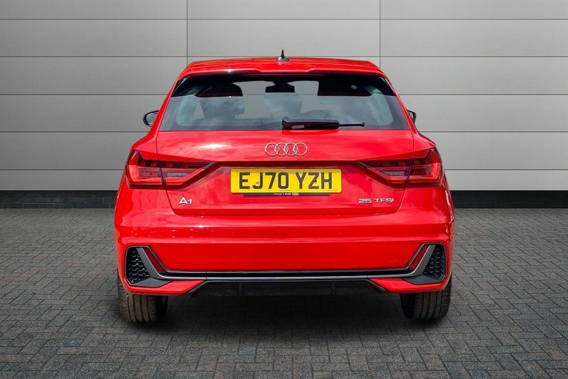 Audi A1 30 Tfsi Citycarver Red #11