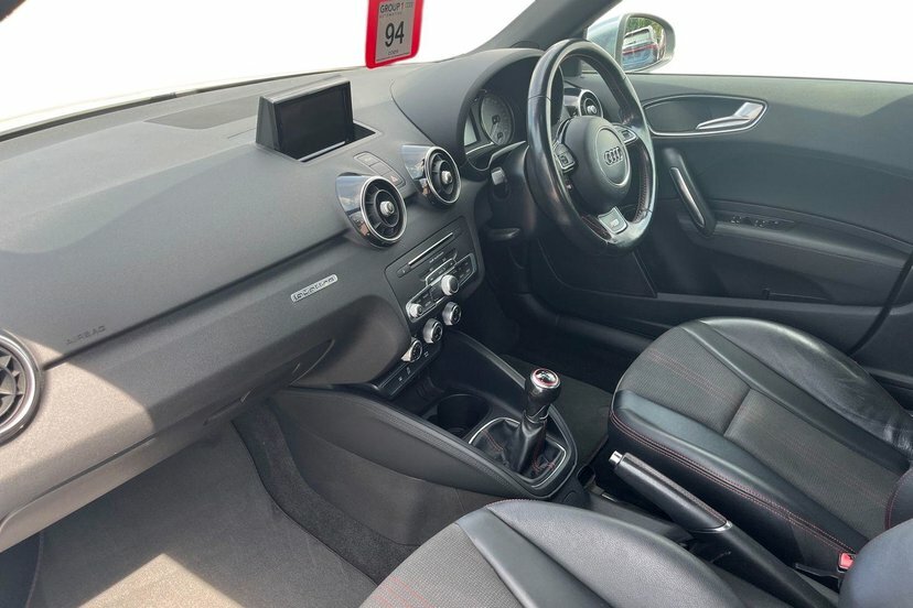 Audi S1 2.0 Tfsi Sportback Quattro 231 White #2