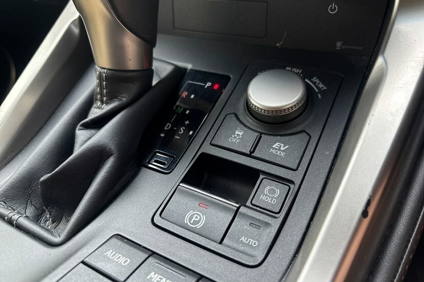 Lexus NX 300H 2.5 Sport Cvt Grey #18