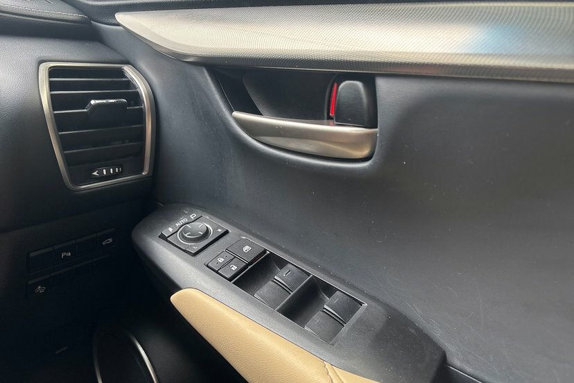 Lexus NX 300H 2.5 Sport Cvt Grey #11