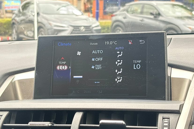 Lexus NX 300H 2.5 Sport Cvt Grey #31