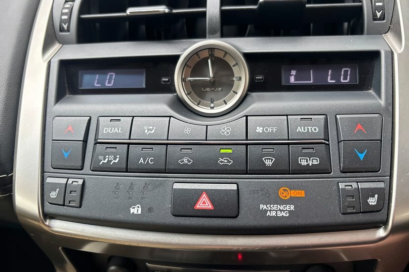 Lexus NX 300H 2.5 Sport Cvt Grey #20