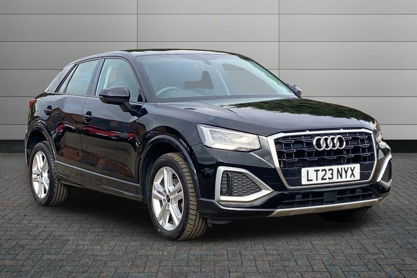 Audi Q2 1.0 Tfsi 30 Sport Suv 110 Ps Black