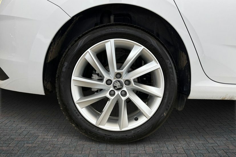 Skoda Scala Scala Se L Edition 1.0 Tsi 116 Ps Dsg White #5