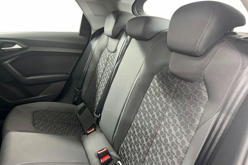 Audi A1 Black Edition 30 Tfsi 116 Ps S Tronic Grey #8
