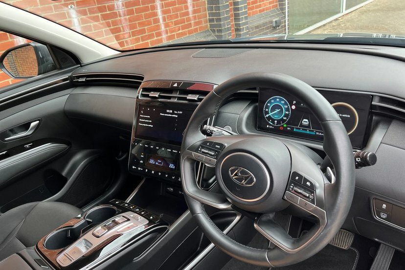 Hyundai Tucson Se Connect Grey #28