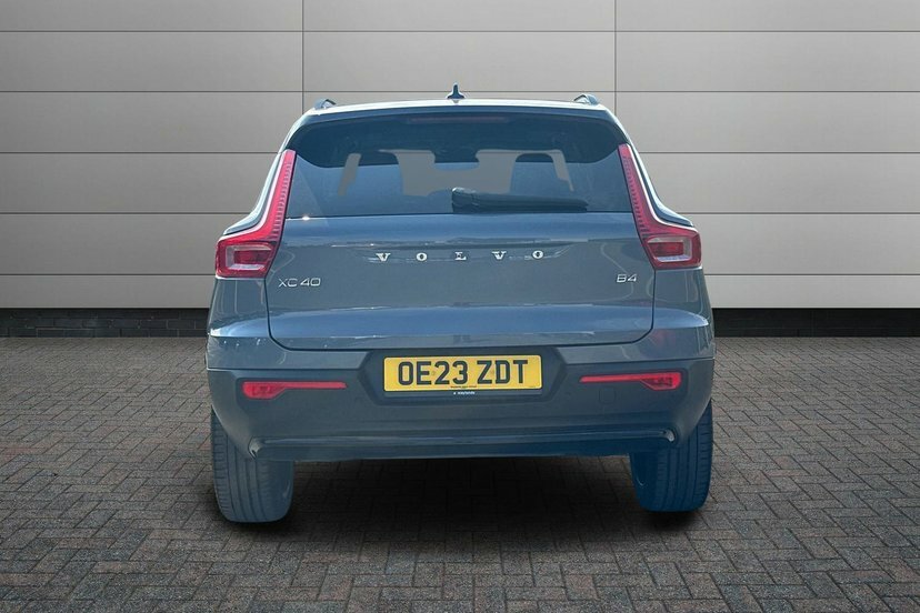 Volvo XC40 2.0 B3p Plus Dark Estate Grey #12