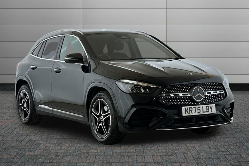 Mercedes-Benz GLA Class Gla200d Amg Line Executive Black