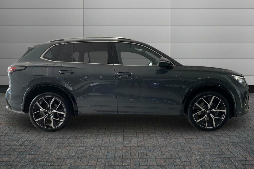 Volkswagen Tiguan 1.5 Tsi Ehybrid 19.7Kwh R-line Suv Plug KJ25WNM Grey #4