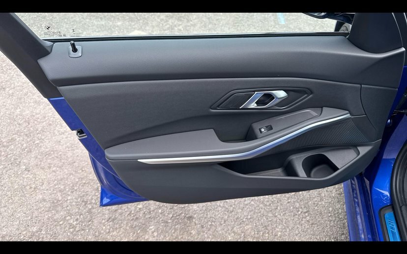 BMW 3 Series 320I M Sport Step 2026 White #28