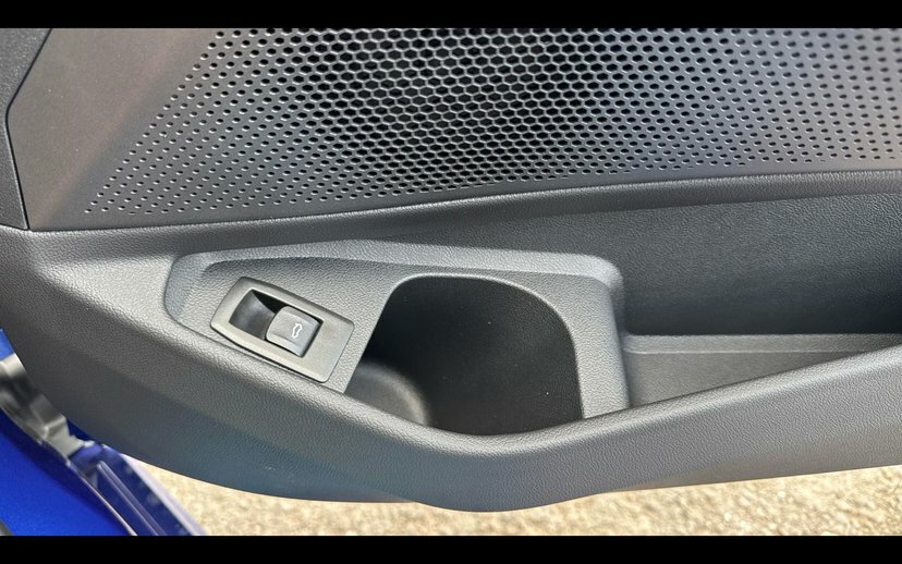BMW 3 Series 320I M Sport Step 2026 White #35