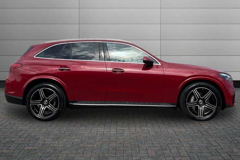 Mercedes-Benz GLC Class 2.0 Glc300h Mhev Amg Line Premium Suv Red #3