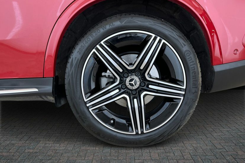 Mercedes-Benz GLC Class 2.0 Glc300h Mhev Amg Line Premium Suv Red #4