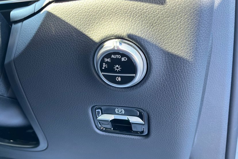Mercedes-Benz GLC Class Glc 300 Amg Ln Prm D Mhe Grey #34