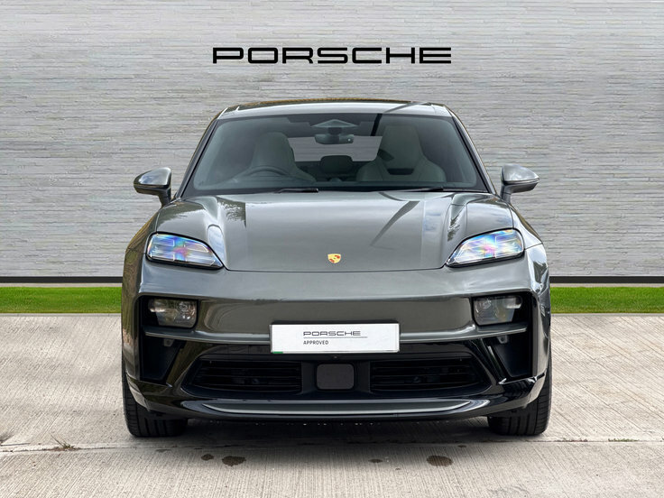 Porsche Macan 100Kwh 4 Suv 4Wd 408 Ps HS26CYO Green #5