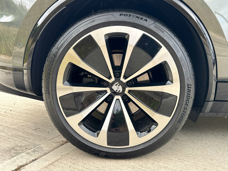 Porsche Macan 100Kwh 4 Suv 4Wd 408 Ps HS26CYO Green #6
