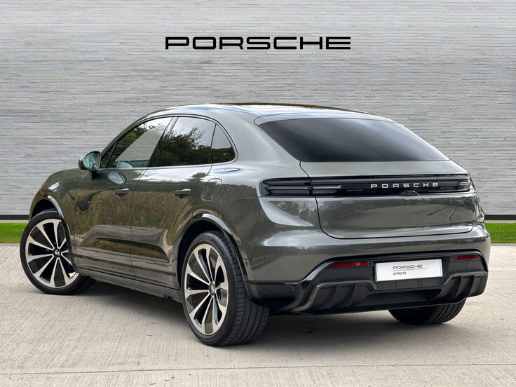 Porsche Macan 100Kwh 4 Suv 4Wd 408 Ps HS26CYO Green #2
