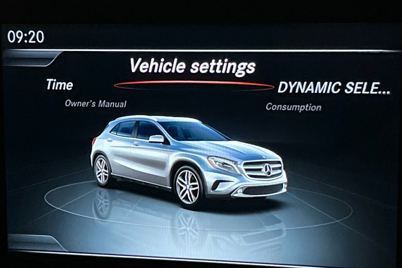 Mercedes-Benz GLA Class 220 Cdi 4Matic Amg Line Red #19