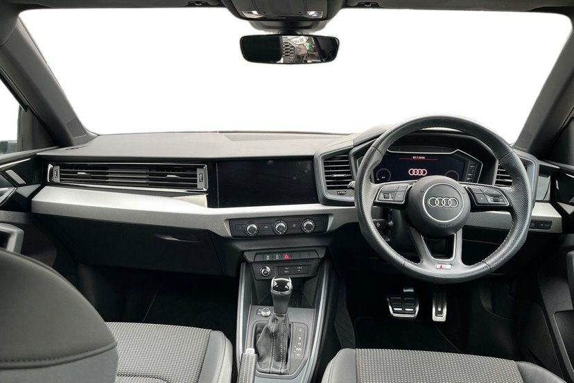 Audi A1 30 Tfsi Citycarver Black #9
