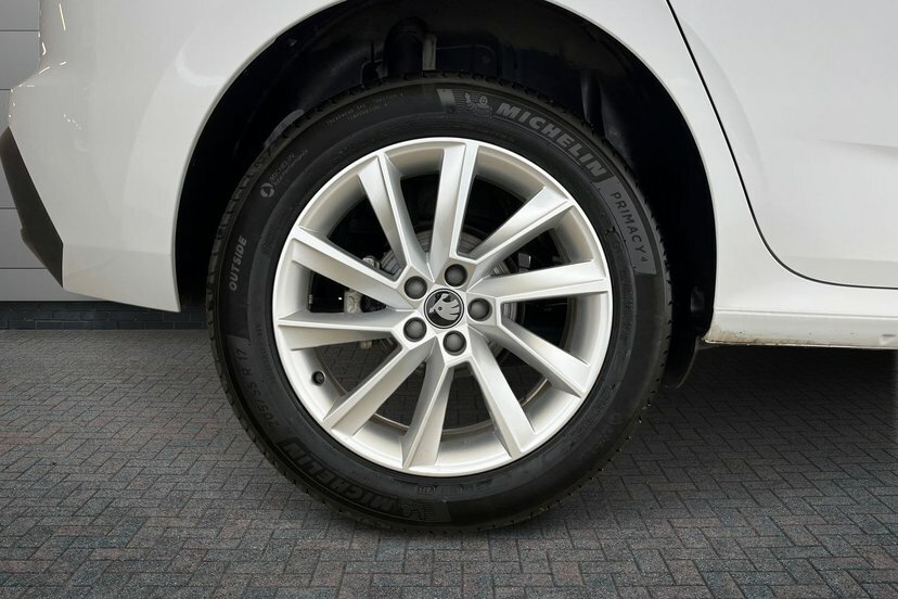 Skoda Kamiq Kamiq Se Edition 1.0 Tsi 116 Ps Dsg White #5
