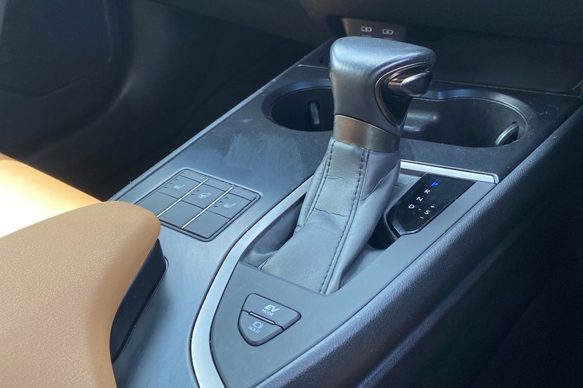 Lexus UX 2L F Sport Design Grey #24