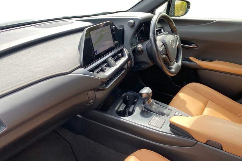 Lexus UX 2.0 250H F Sport Design Suv Hybrid E-cv  #2