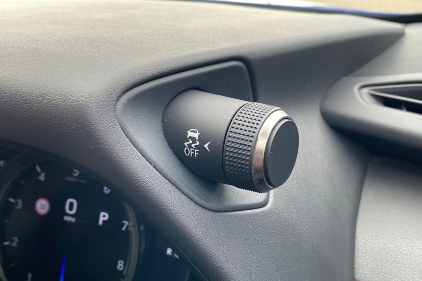 Lexus UX 2.0 Takumi E-cvt Euro 6 Ss Silver #25