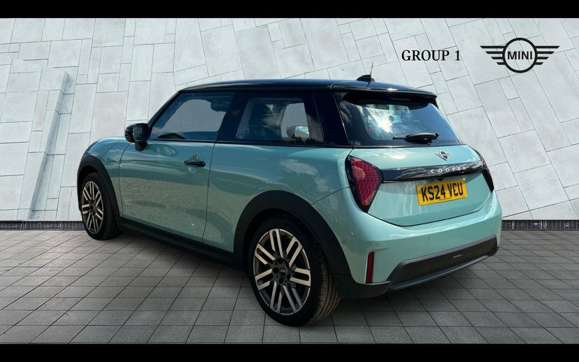 Mini Hatch Cooper C Green #2
