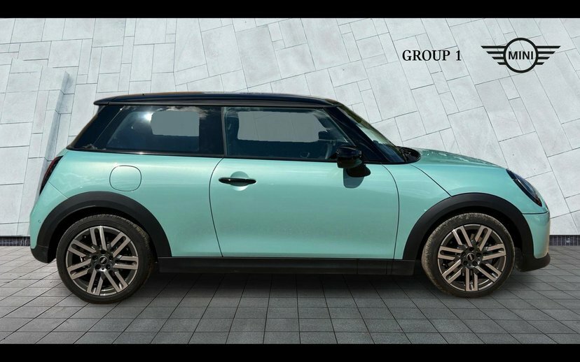 Mini Hatch Cooper C Green #3