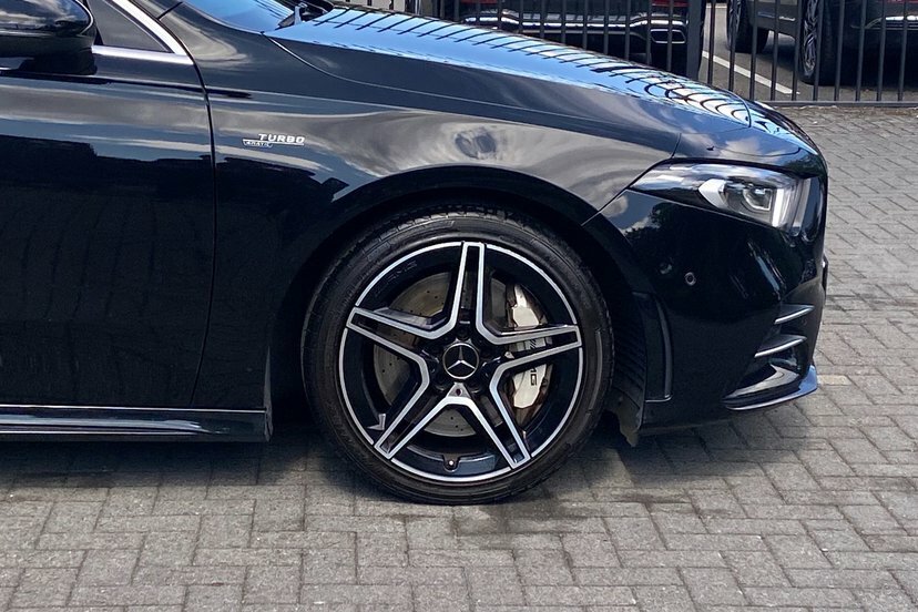 Mercedes-Benz A Class A35 Amg Premium Plus KR69OYE Black #4