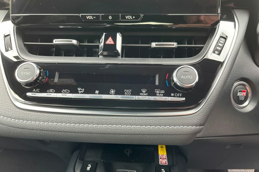 Toyota Corolla Gr Sport Black #40