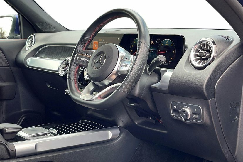 Mercedes-Benz GLB Class Glb220d Amg Line Premium Blue #5
