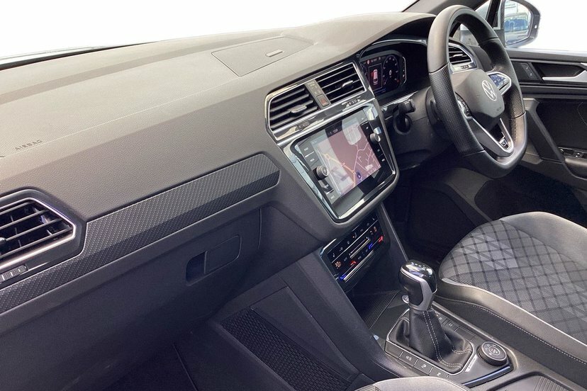 Volkswagen Tiguan 2.0 Tsi R-line Suv Dsg 4Motion 245 Ps BK72GKY Silver #2