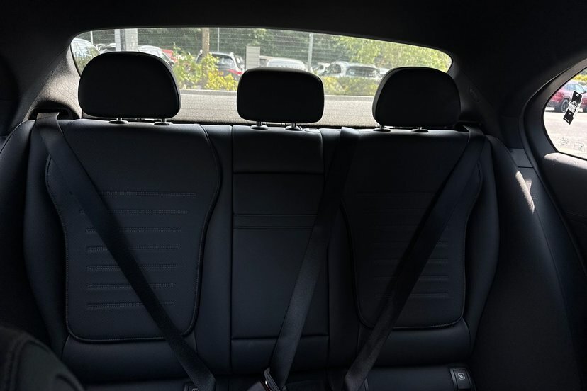 Mercedes-Benz C Class C 300 Amg Line Prem D M Black #38