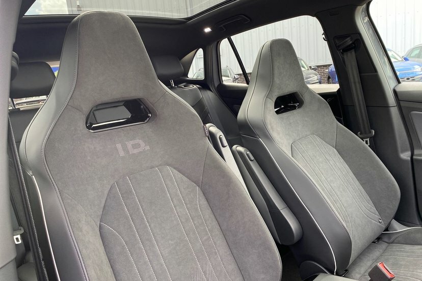 Volkswagen ID.4 210Kw Essential Pro 77Kwh Black #20