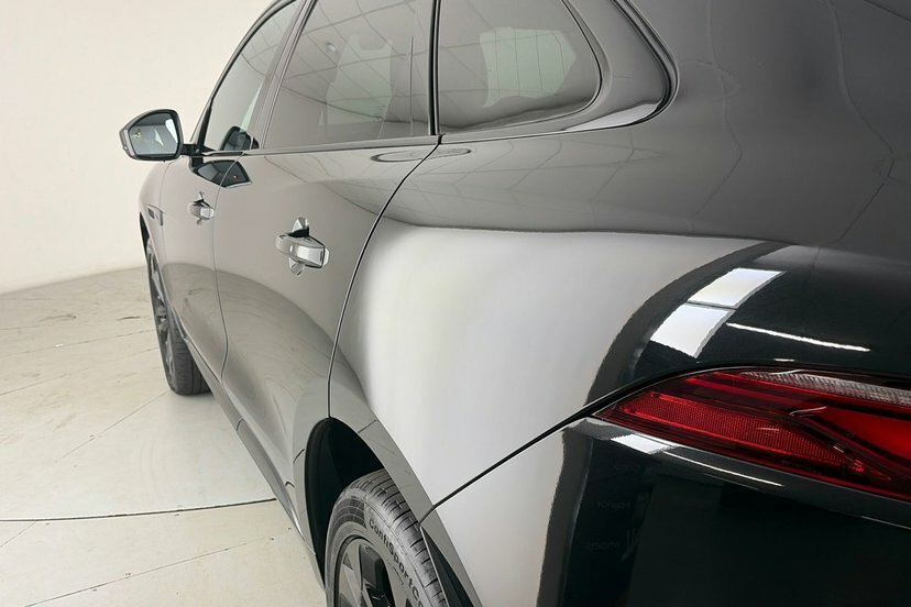 Jaguar F-Pace 2.0 P250i R-dynamic Hse Suv Awd Eu Black #21