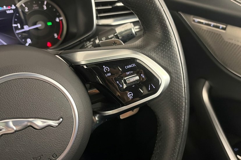 Jaguar F-Pace 2.0 P250i R-dynamic Hse Suv Awd Eu Black #26