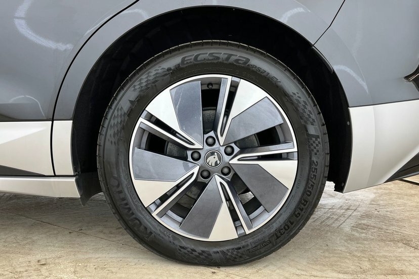 Skoda ENYAQ Edition Black #13