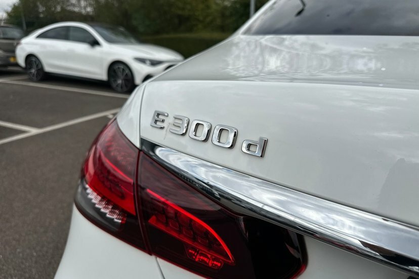 Mercedes-Benz E Class E300de Amg Line Night Edition Prem 9G-tronic #40