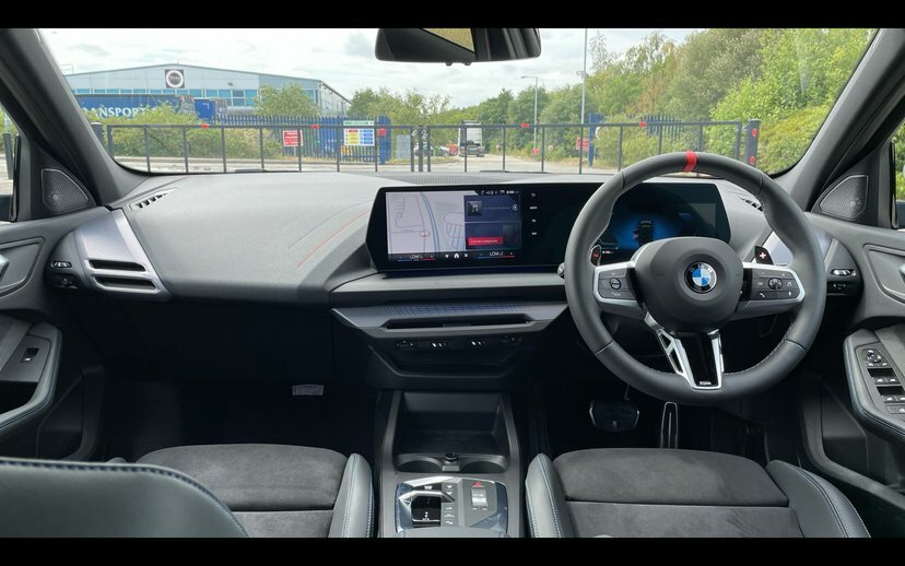BMW 1 Series 2.0 M135i Hatchback Dct Xdrive 300 Ps Black #4