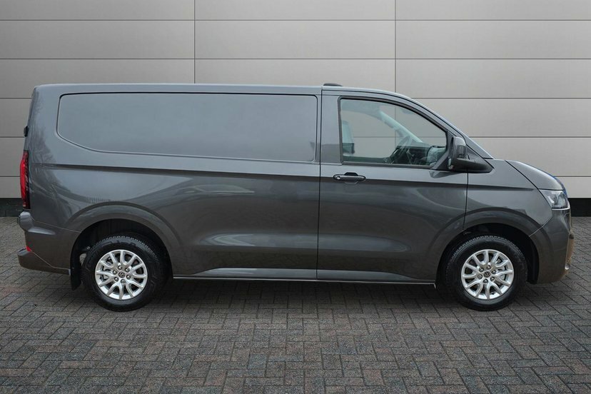 Volkswagen E-Transporter T32 65Kwh Commerce Pro Panel Van AK75KFD #4