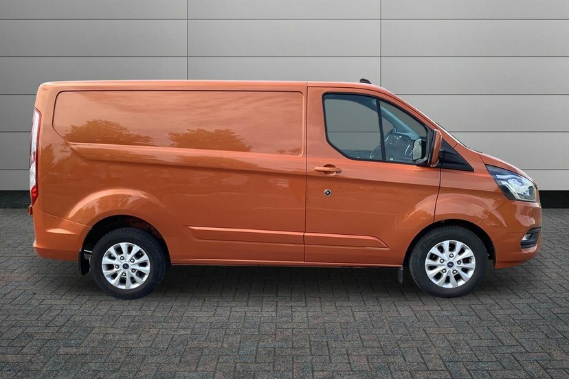 Ford Transit Custom 2.0 280 Ecoblue Limited Panel Van YR72FTU Orange #5