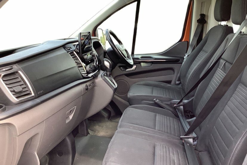 Ford Transit Custom 2.0 280 Ecoblue Limited Panel Van YR72FTU Orange #4